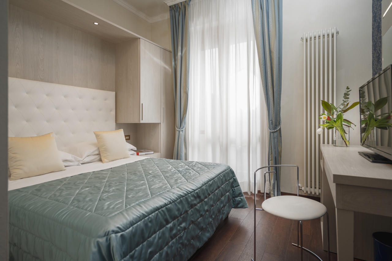 Hotel Re Enzo 64/102