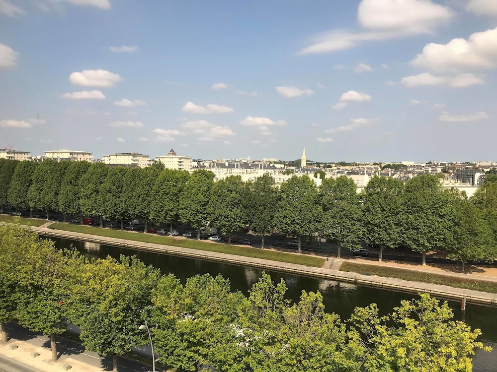 IBIS STYLES CAEN CENTRE GARE 28/60