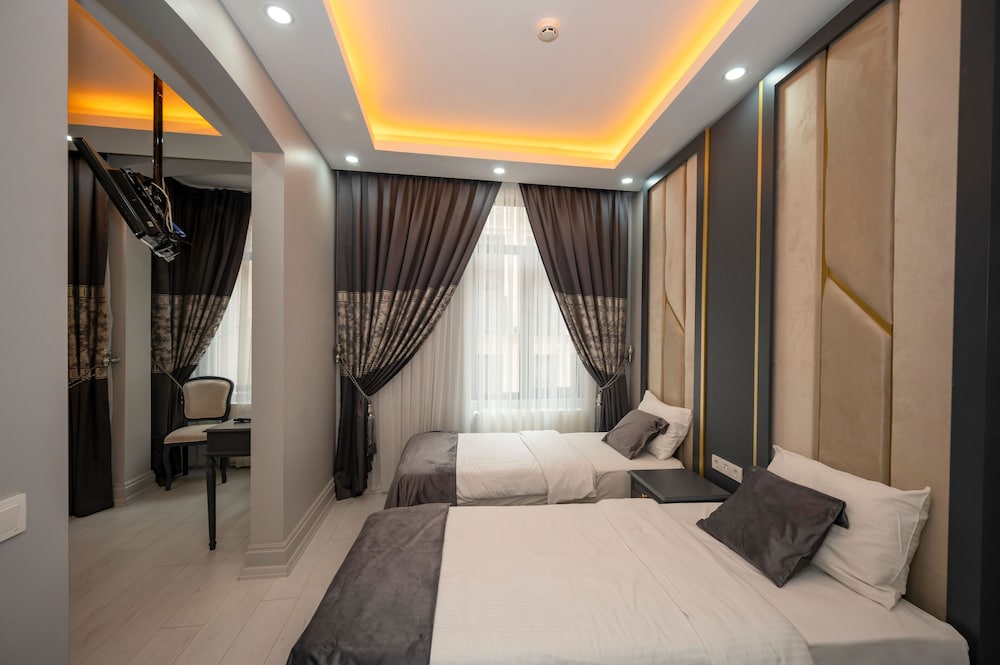 Hotel Next2 21/65
