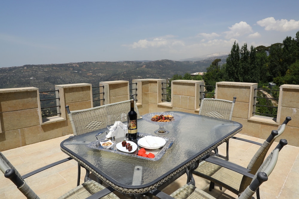 Cherry Blossom Boutique Hotel 47/69