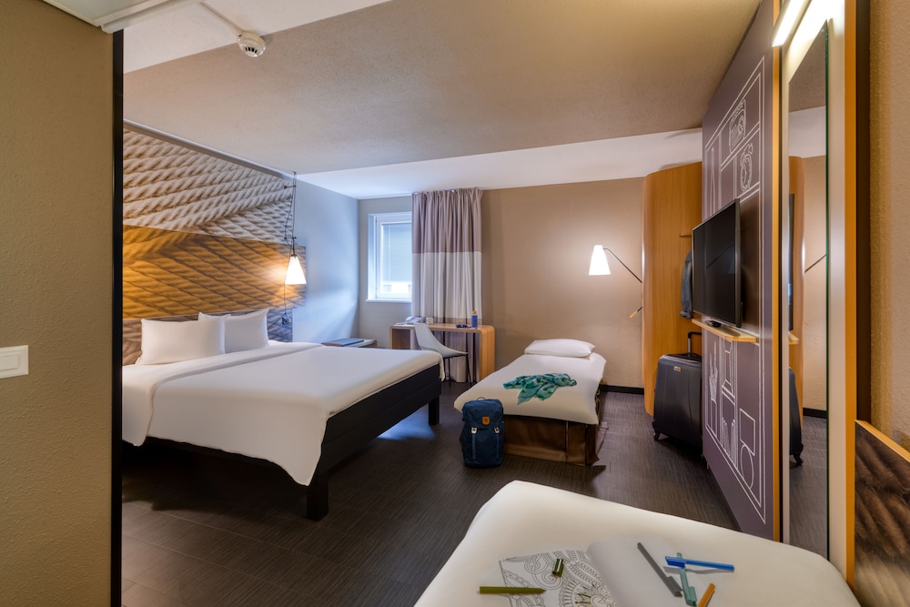 Ibis Zurich City West 35/72