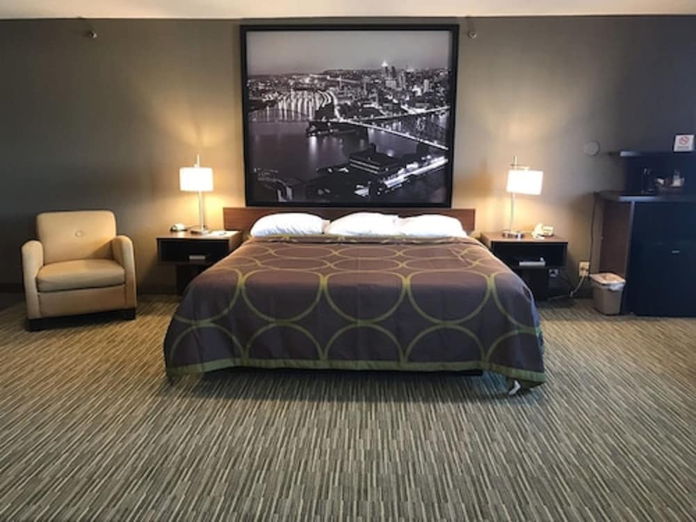Super 8 by Wyndham Hanover 16/43