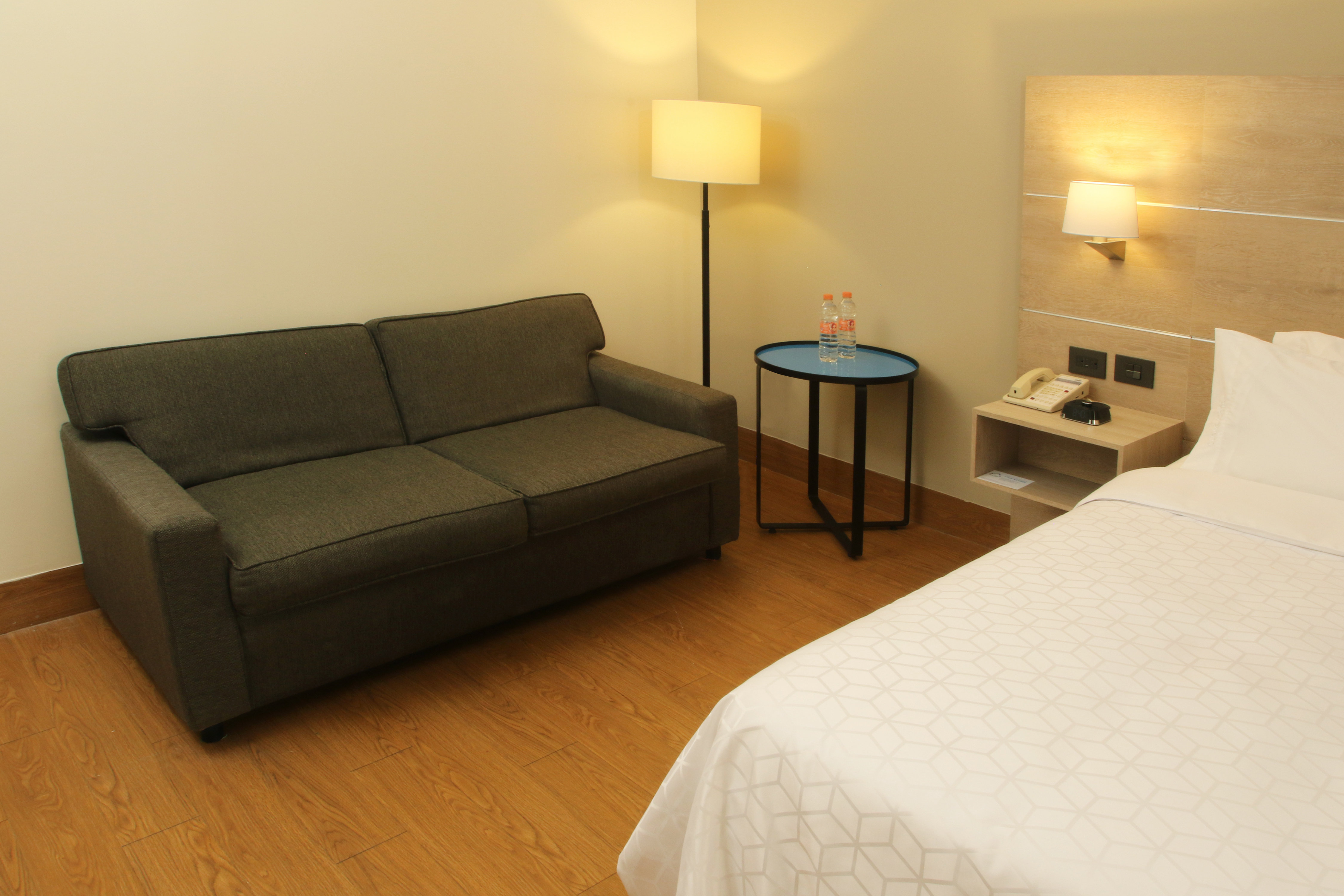 Holiday Inn Express Monterrey Galerias Sn Jeronimo 50/76