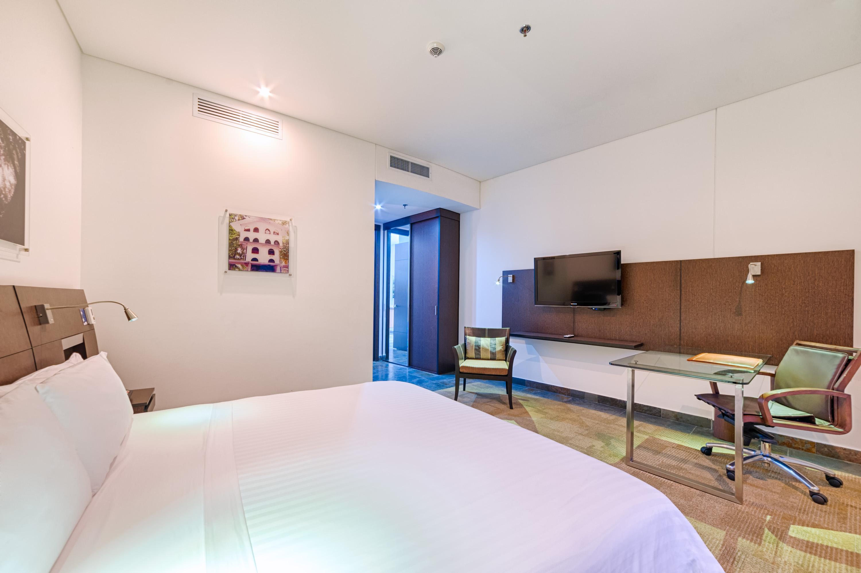 Deluxe, Suite