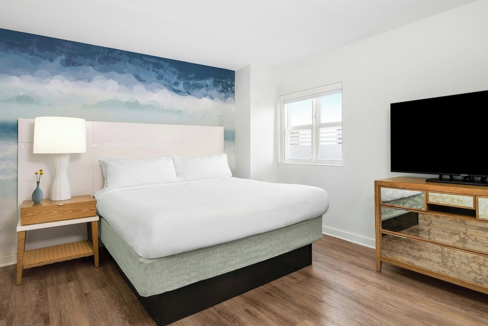 MARRIOTT VACATION CLUB PULSE, SOUTH BEACH 35/62