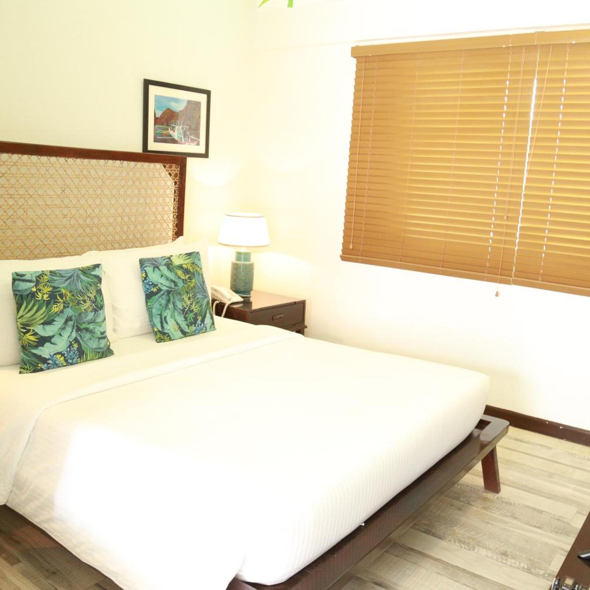 El Nido Greenwoods Beach Resort 12/50