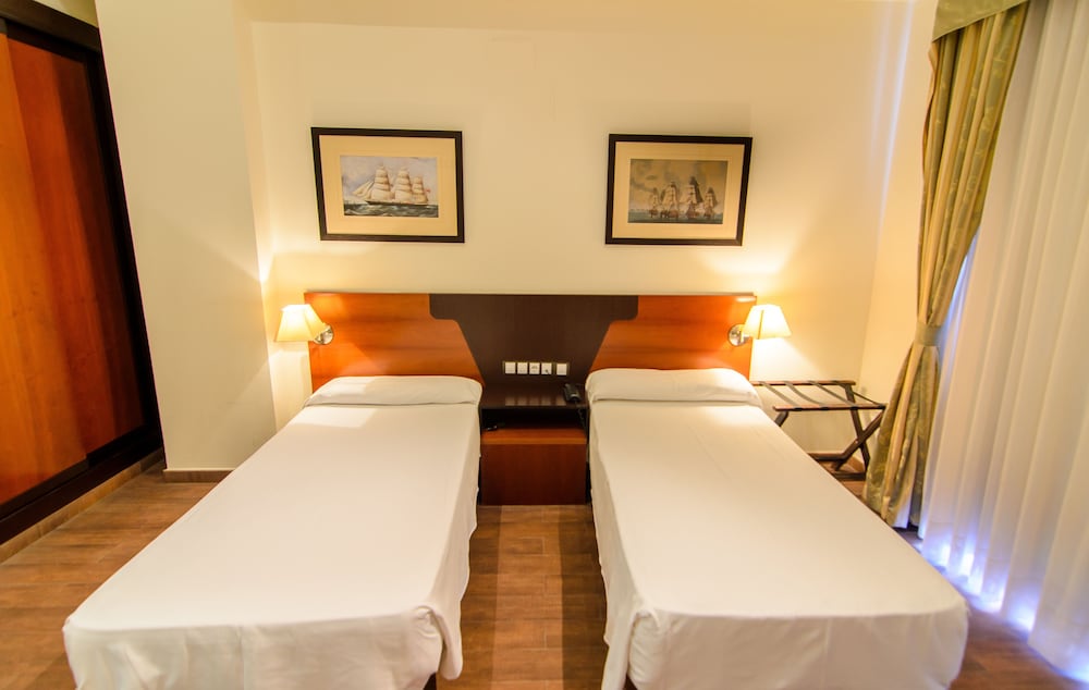 Hotel Apartamento Martin Alonso Pinzon 20/64