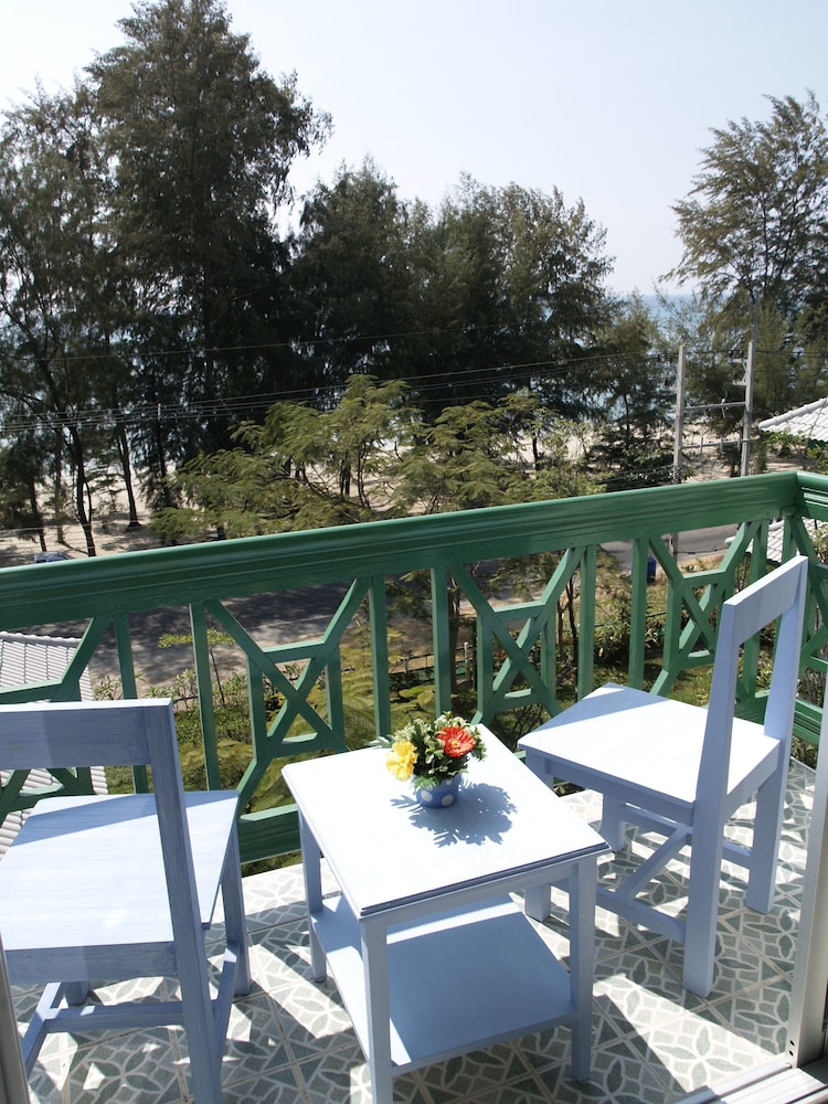 Makmai Villa 37/38