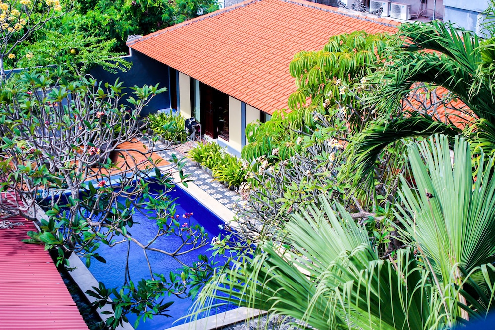 Putu Guest House 2 29/35
