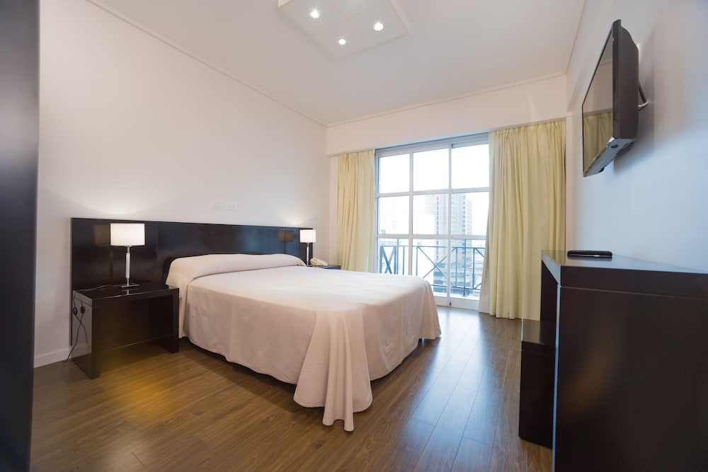 Hotel Versailles 13/39