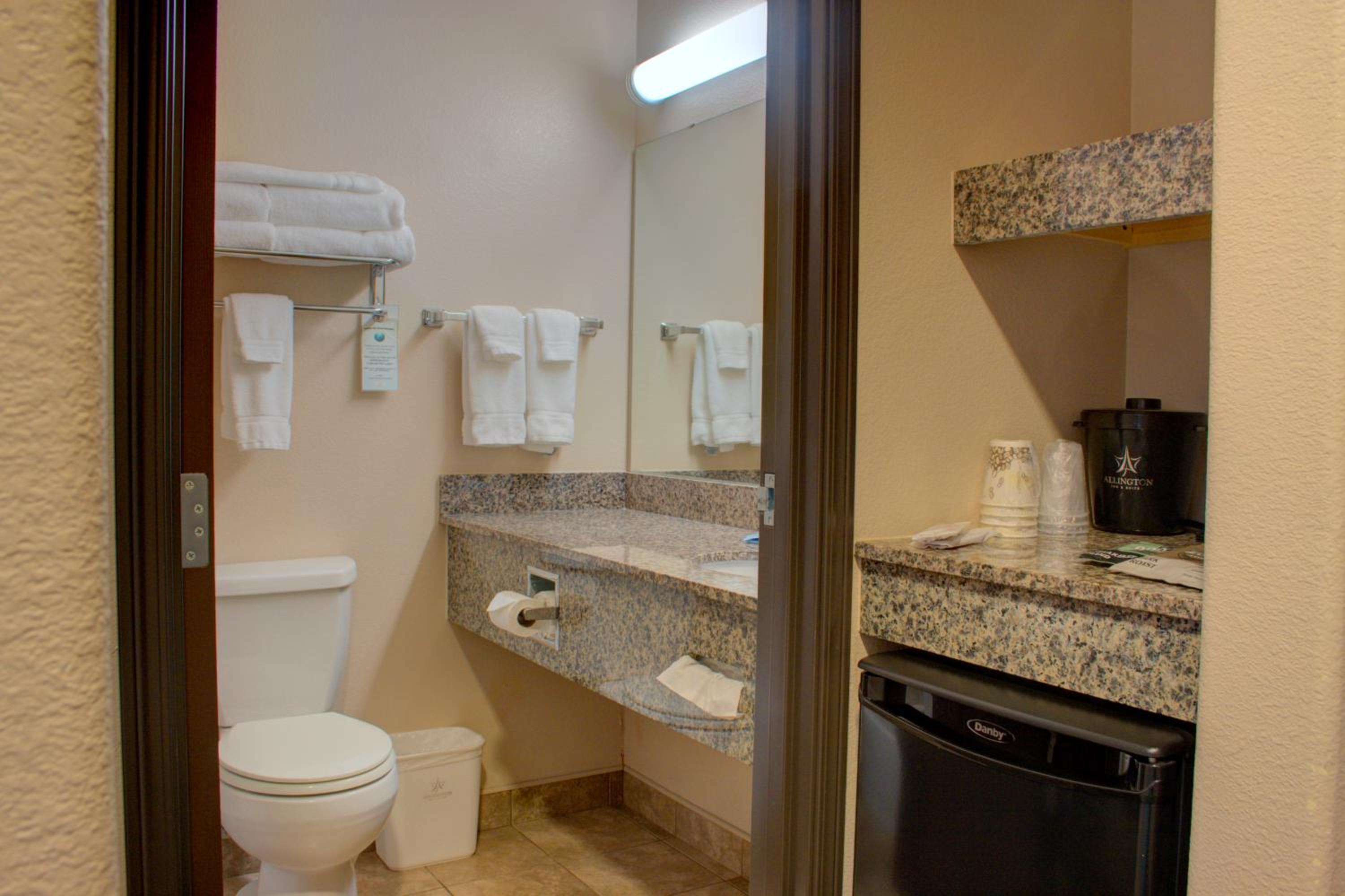 Allington Inn and Suites of Kremmling 28/28