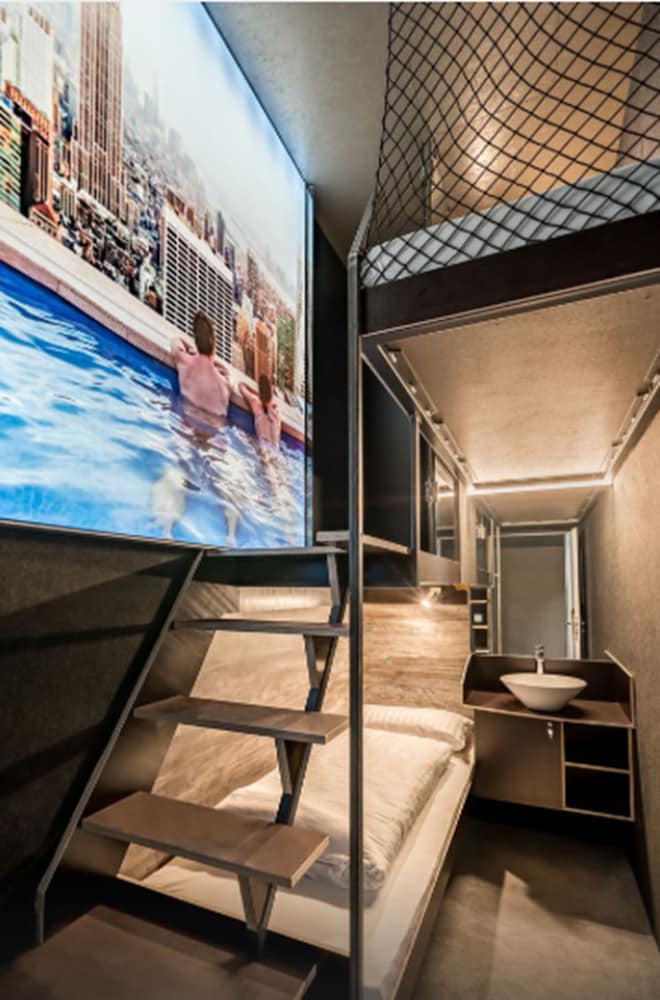BoxHotel Hannover (App based Hotel) 22/28