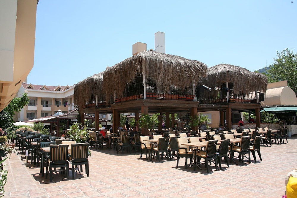 Saint Star Kemer - Adult Only 46/50