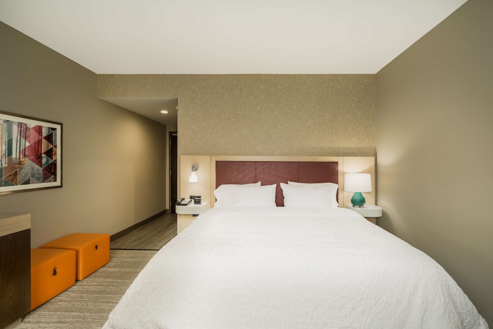 Hampton Inn Newport, TN 14/34