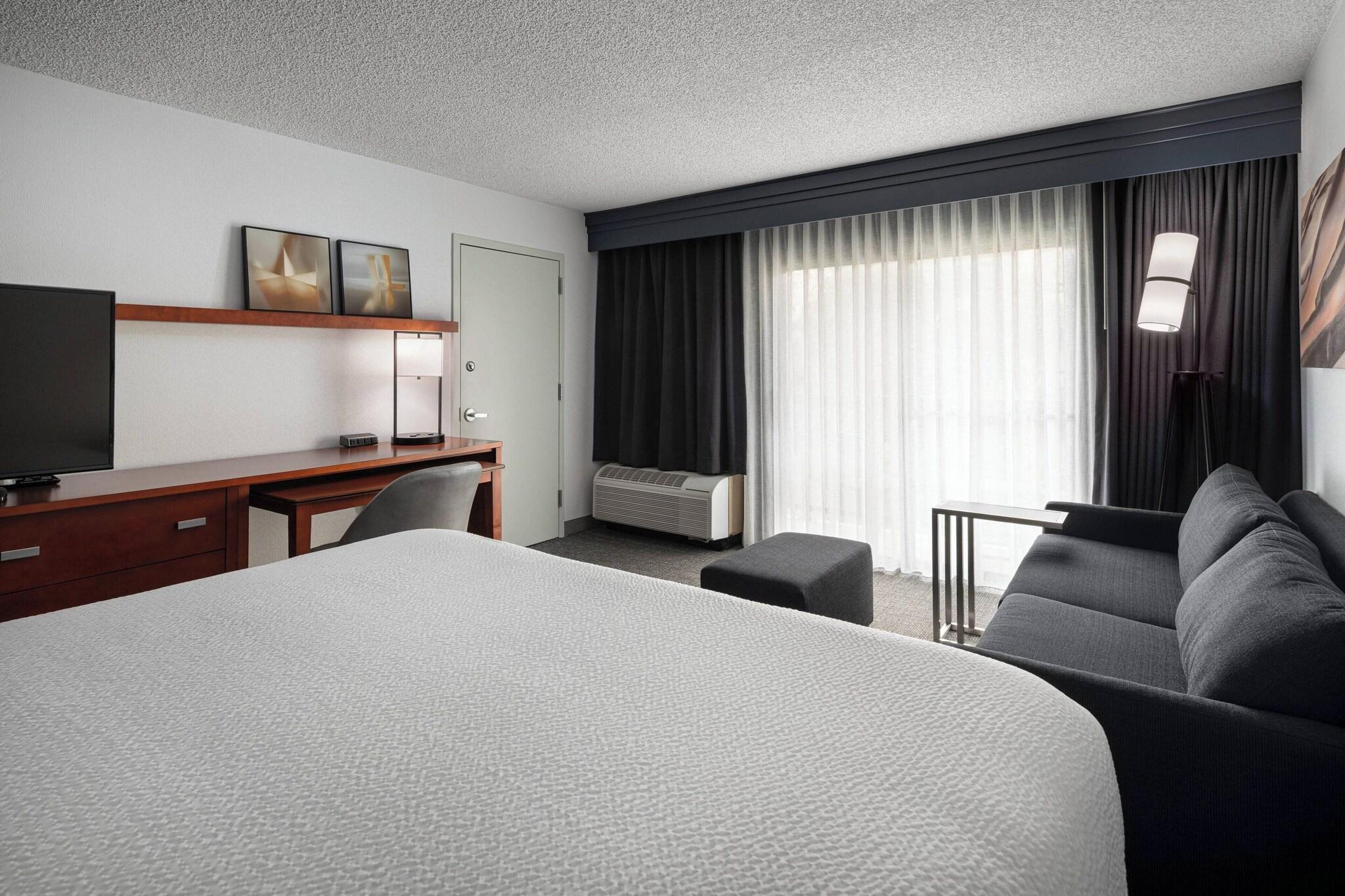 Room, King Bed, Accessible