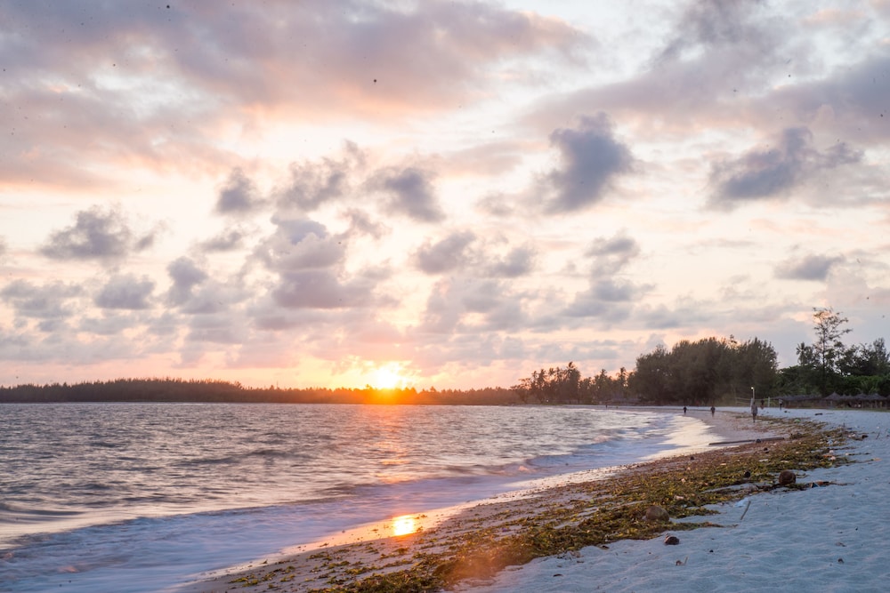 Sunrise Beach Resort 42/50