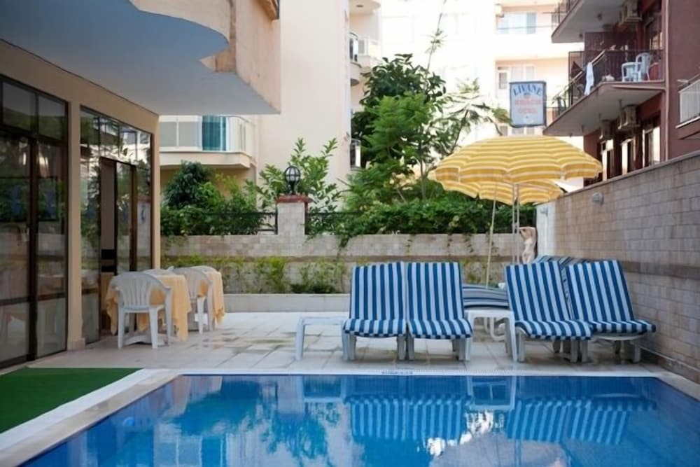Belle Ocean Apart Hotel 24/50