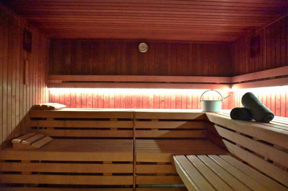 Aqualux Wellness And Tagungshotel 26/63