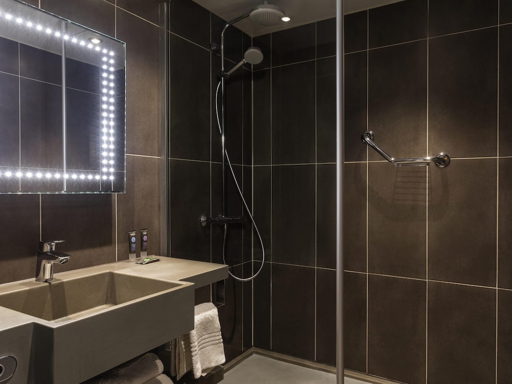 Novotel Ipswich 64/65