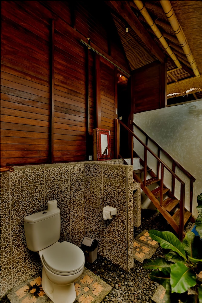 Sunset Coin Lembongan Cottage and Spa 47/50