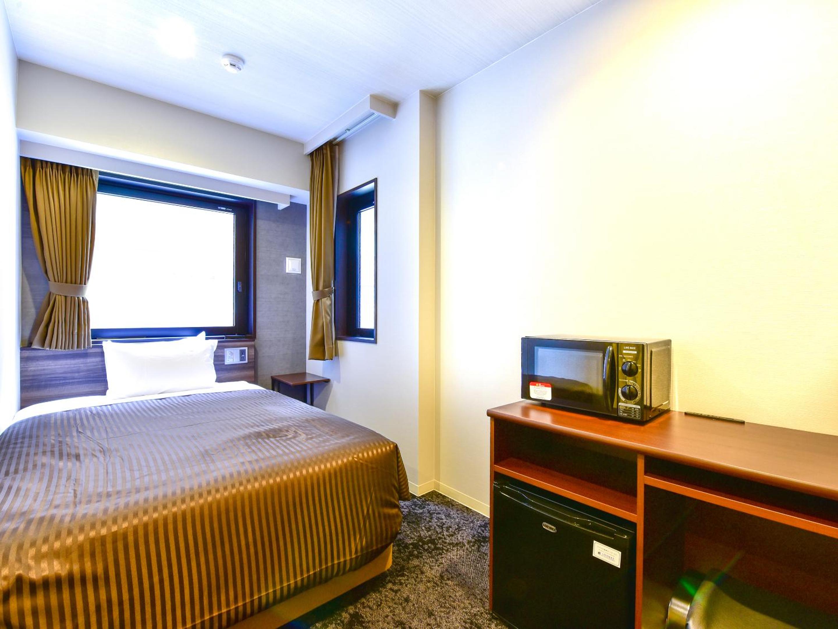 Semi Room, Universal, Semi Double Bed