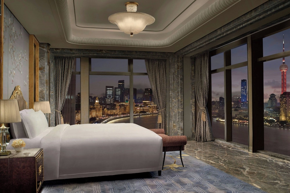The St. Regis Shanghai on the Bund 17/50