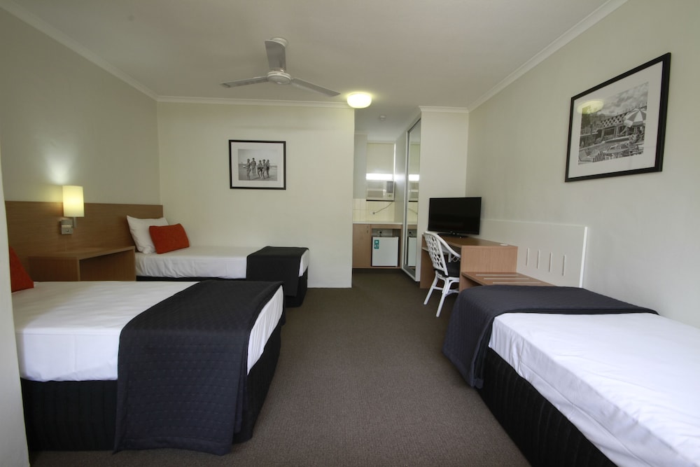 Darcy Arms Motel 19/52