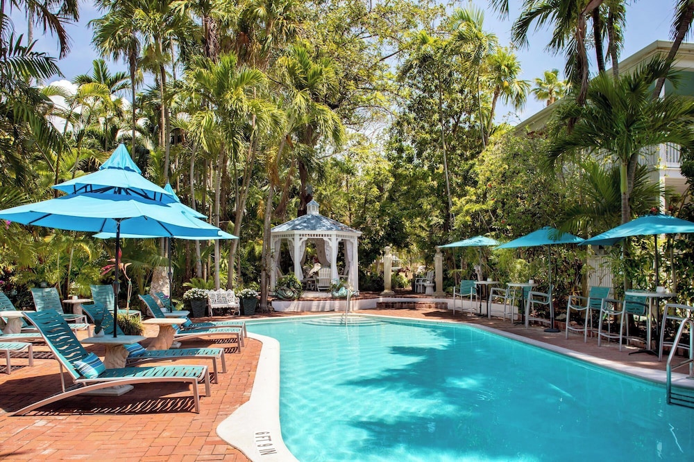 The Gardens Hotel 41/50