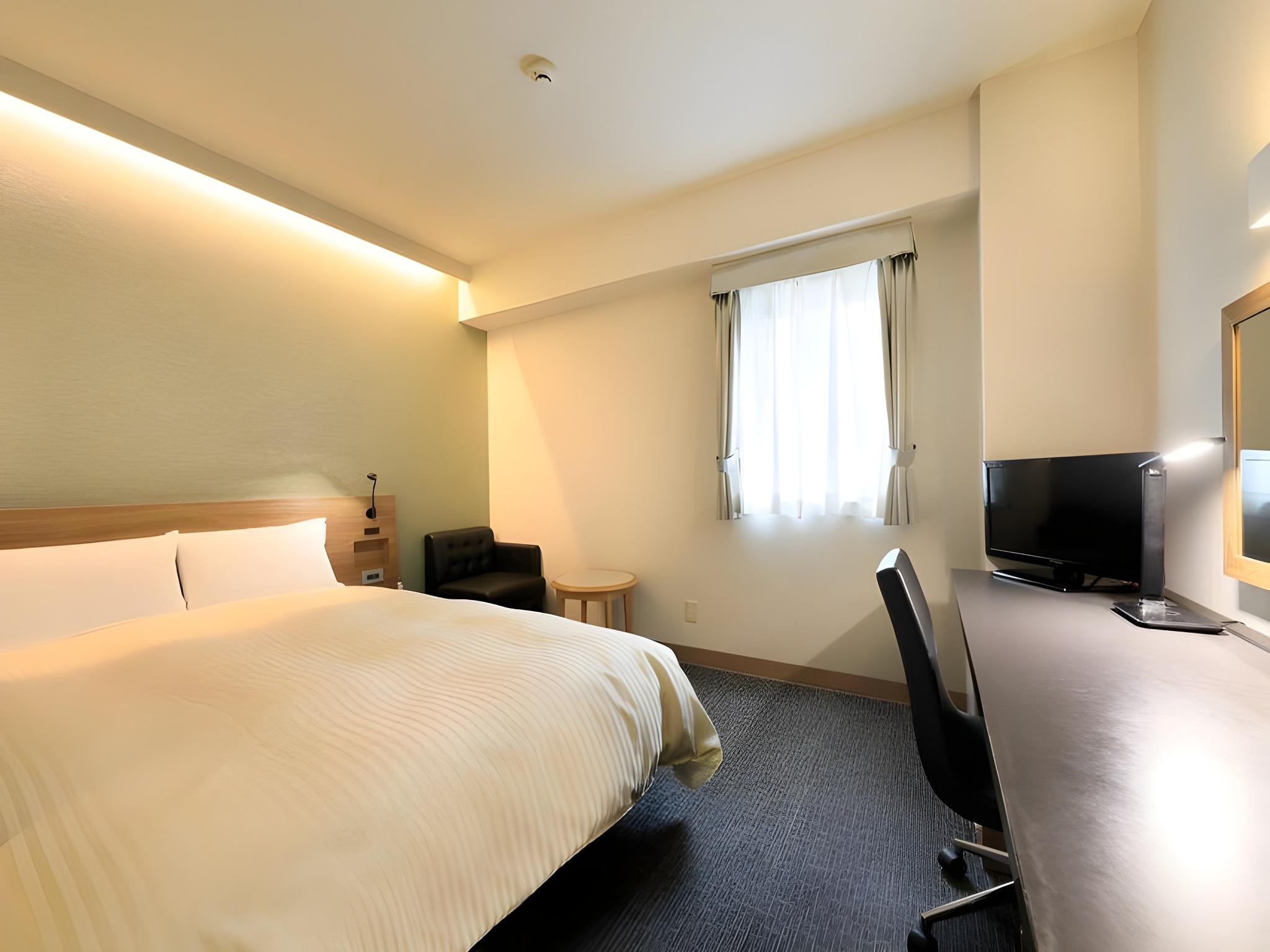 Semi Room, Double Bed, Smoking