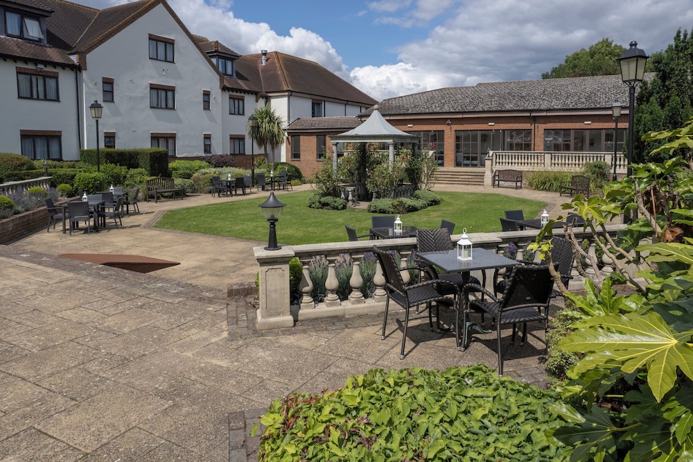 Oxford Belfry Hotel & Spa 60/66