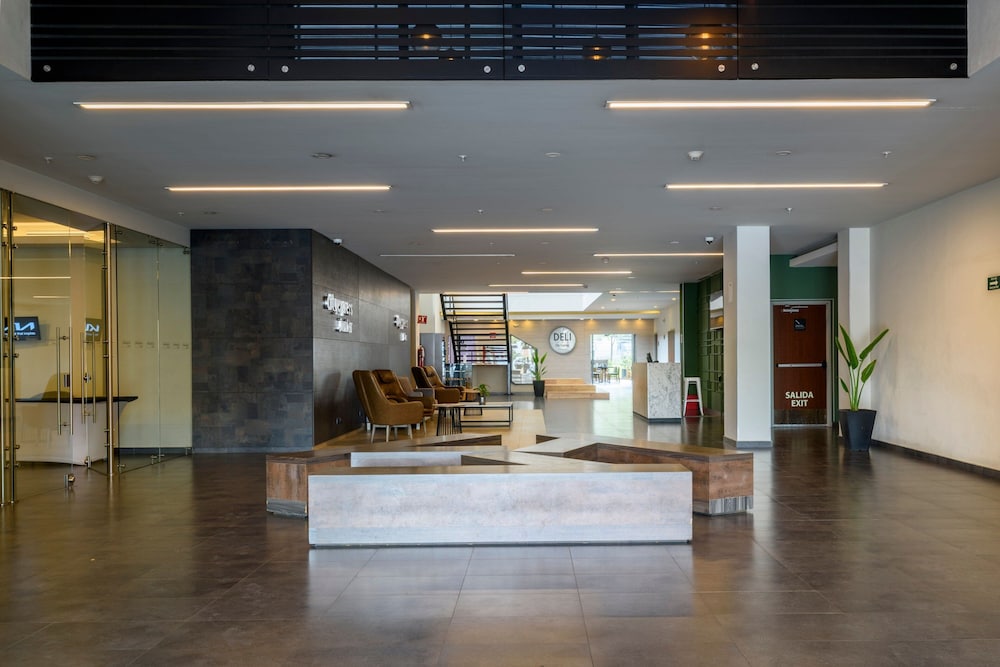 City Express Plus by Marriott Bogota Aeropuerto 13/62