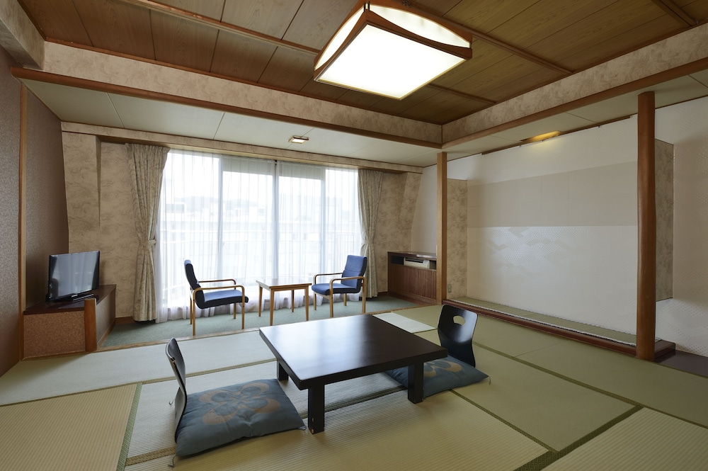 Itoen Hotel 23/29