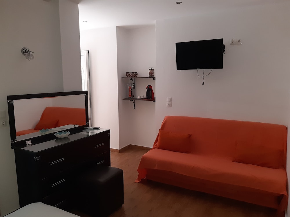 Paraskevi's Luxury Studios 28/46
