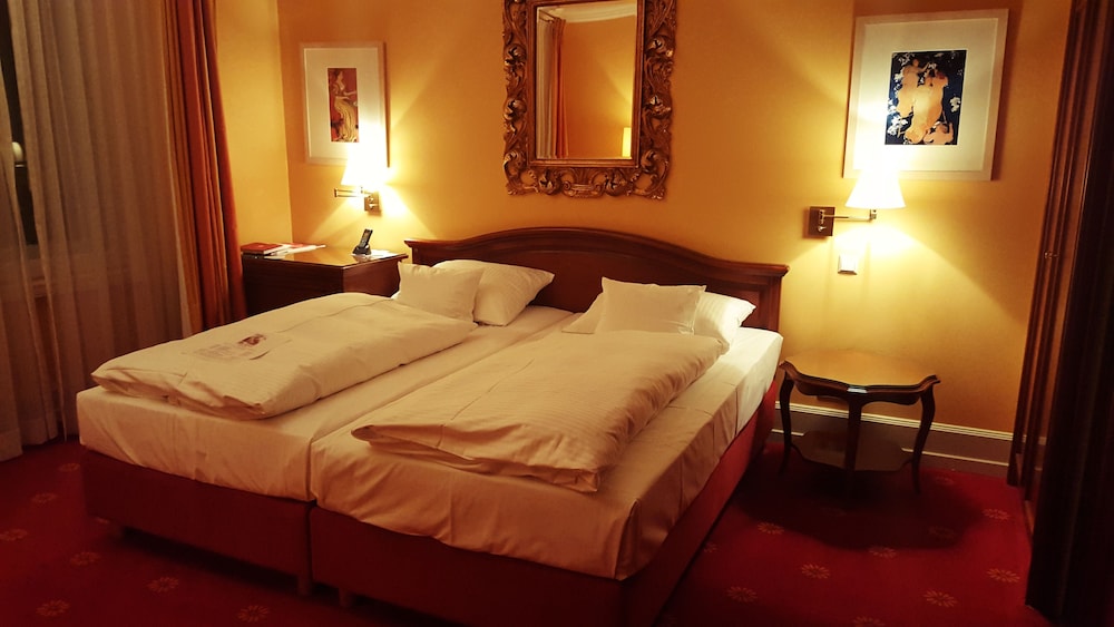 ATLANTIC PARKHOTEL 15/63