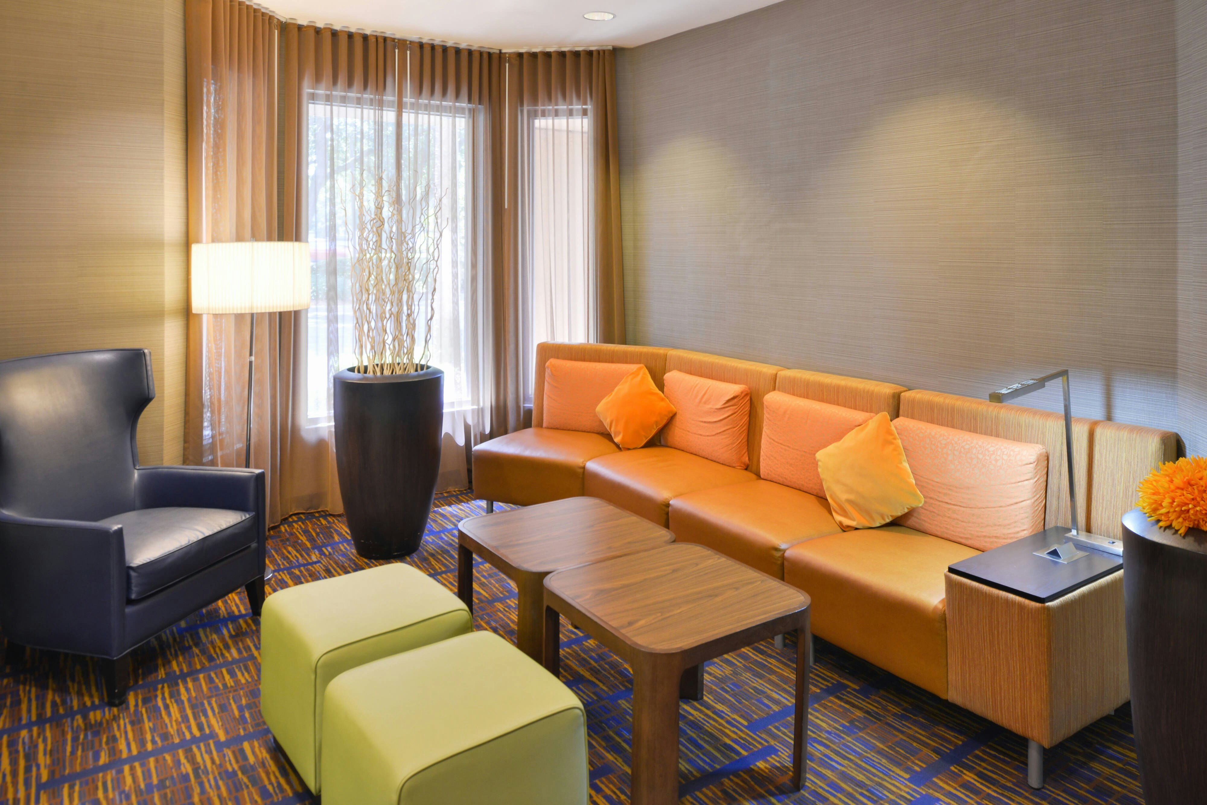 Courtyard by Marriott Tampa North/I-75 Fletcher 7/16