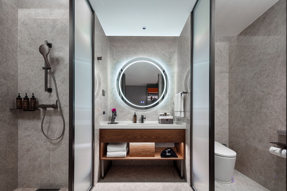 UrCove by Hyatt Hangzhou Xiaoshan Jiangnan Technology City 49/50