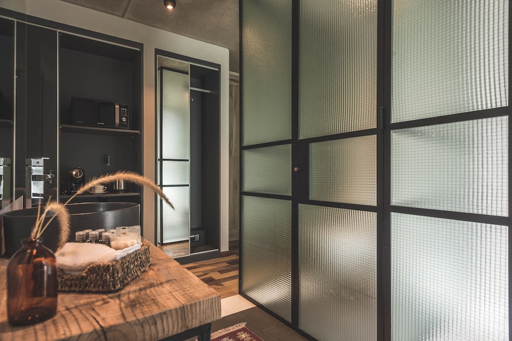 Be House Suites & Spa by Nobile 35/60