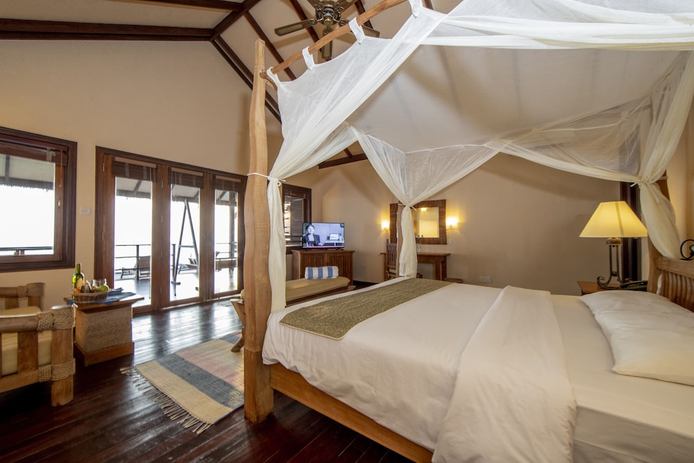 Filitheyo Island Resort 23/151