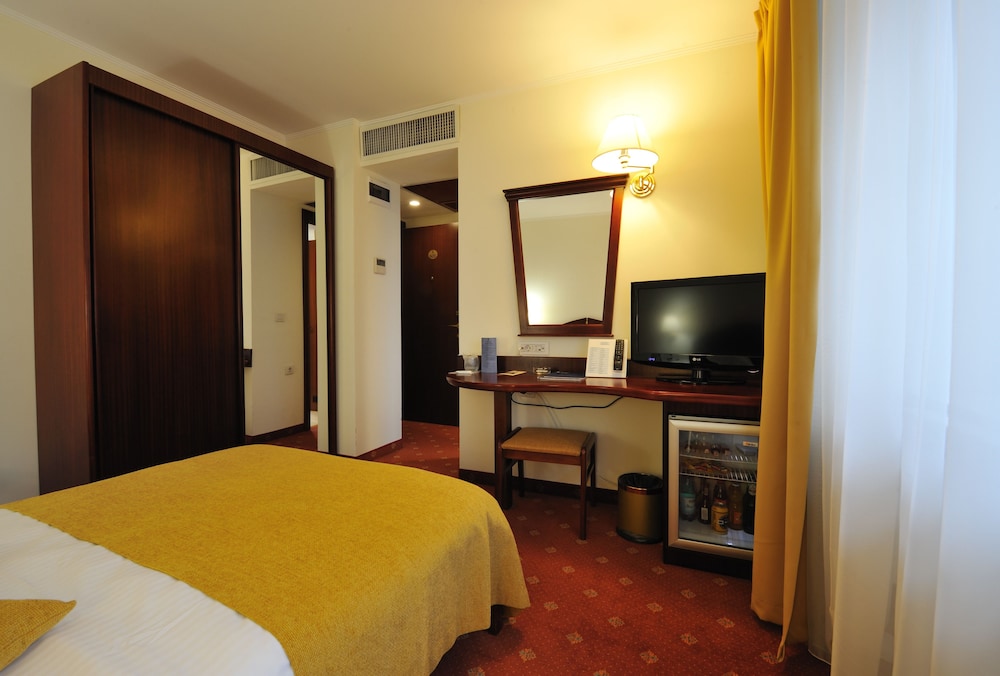 Minerva Hotel 17/44