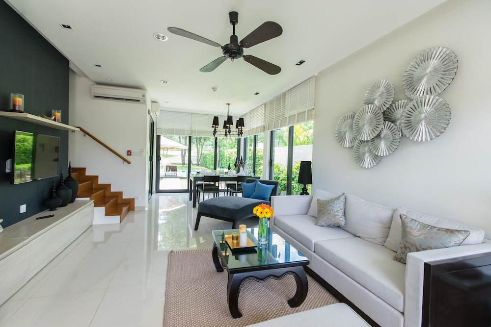 Laguna Park Homes Lang Co 36/57