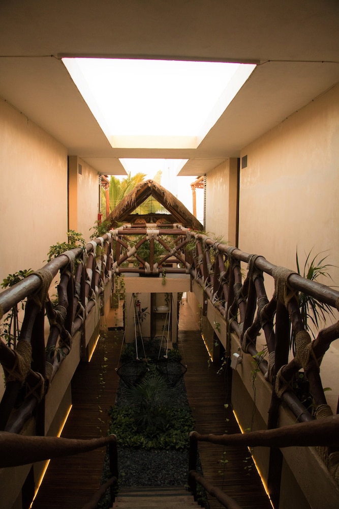 Hotel Boutique Grandiosa 43/48