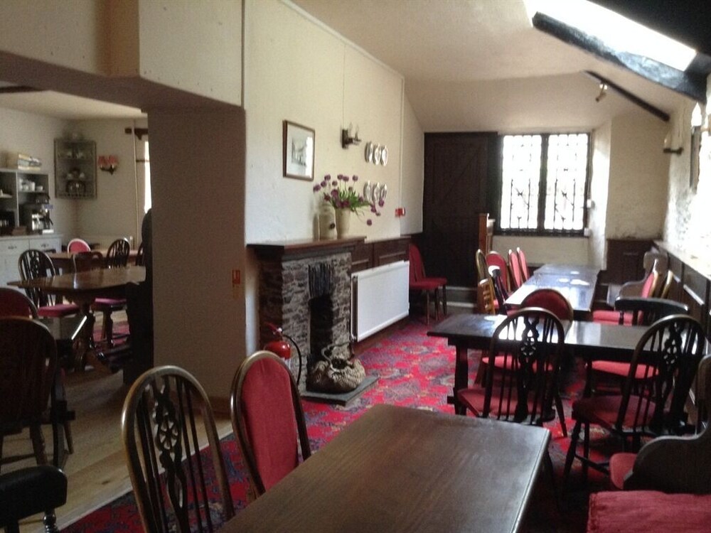 The Durant Arms 16/26
