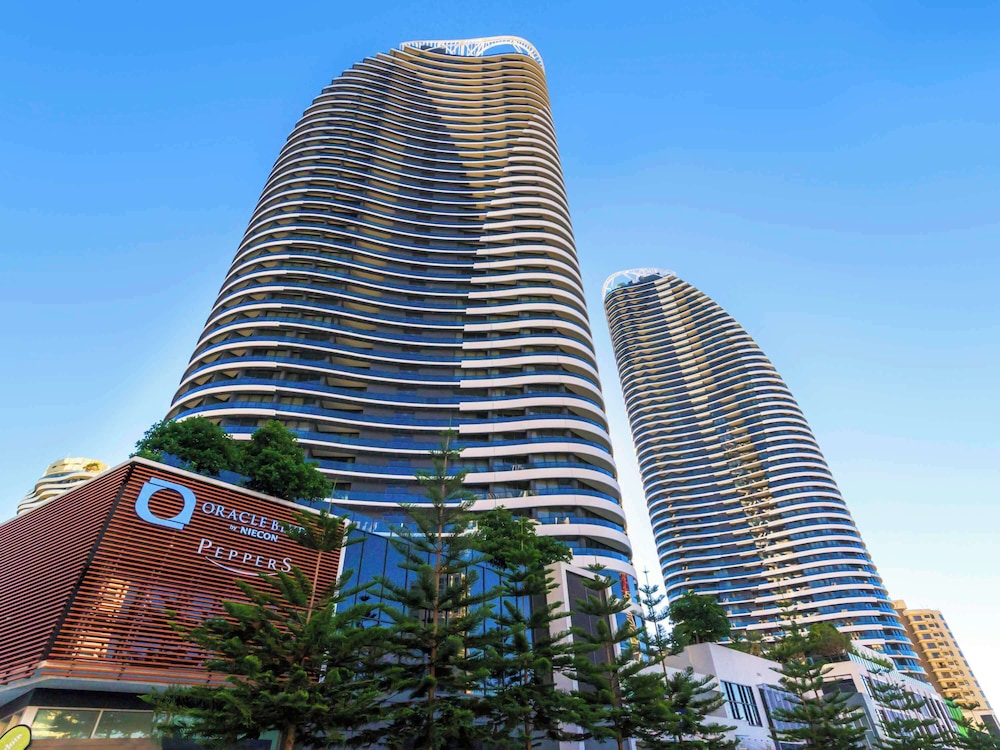 Peppers Broadbeach 5/68