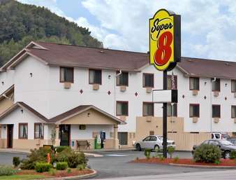 Butler Hotel, PA 1/4