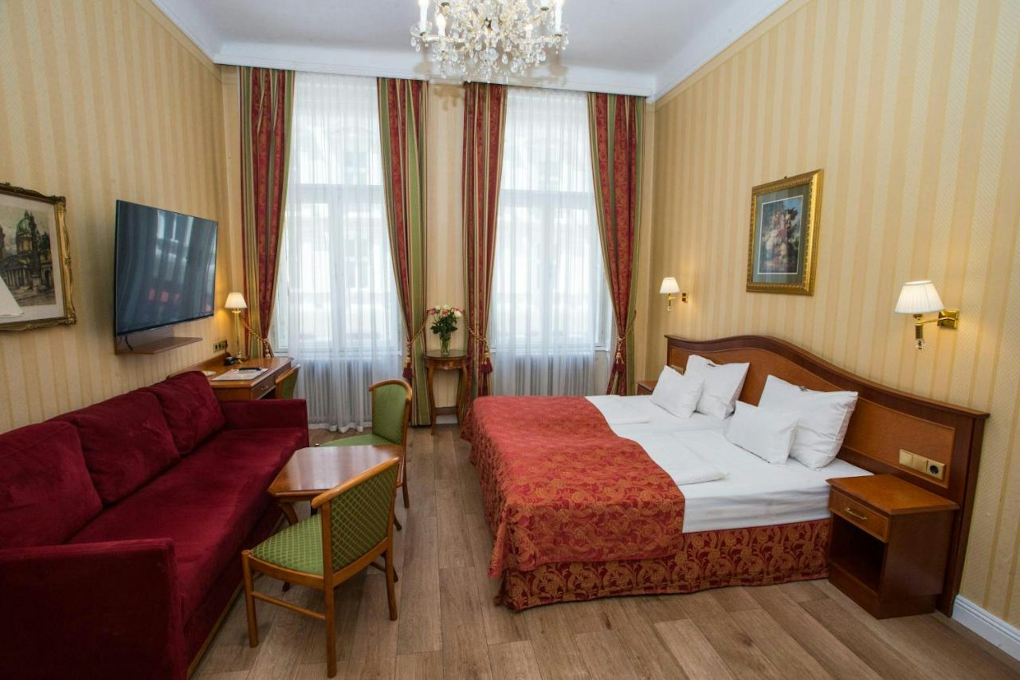 SUPERIOR, DOUBLE BED