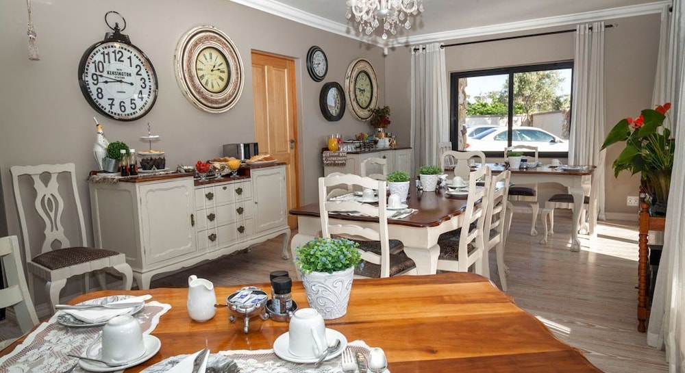 Stone Olive Guest House 28/50