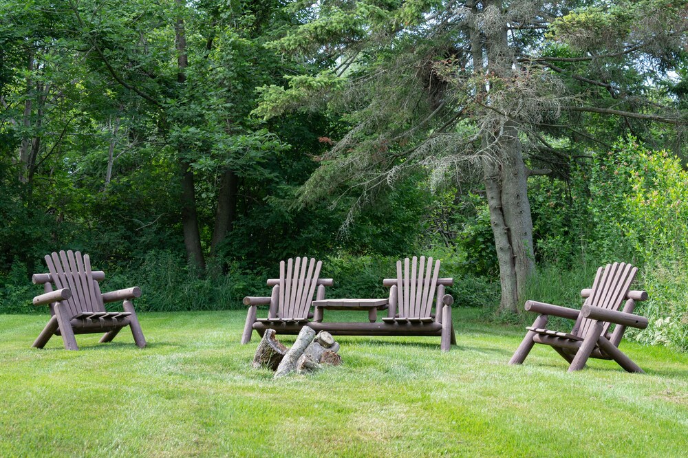 Red Fox Run B&B 25/27