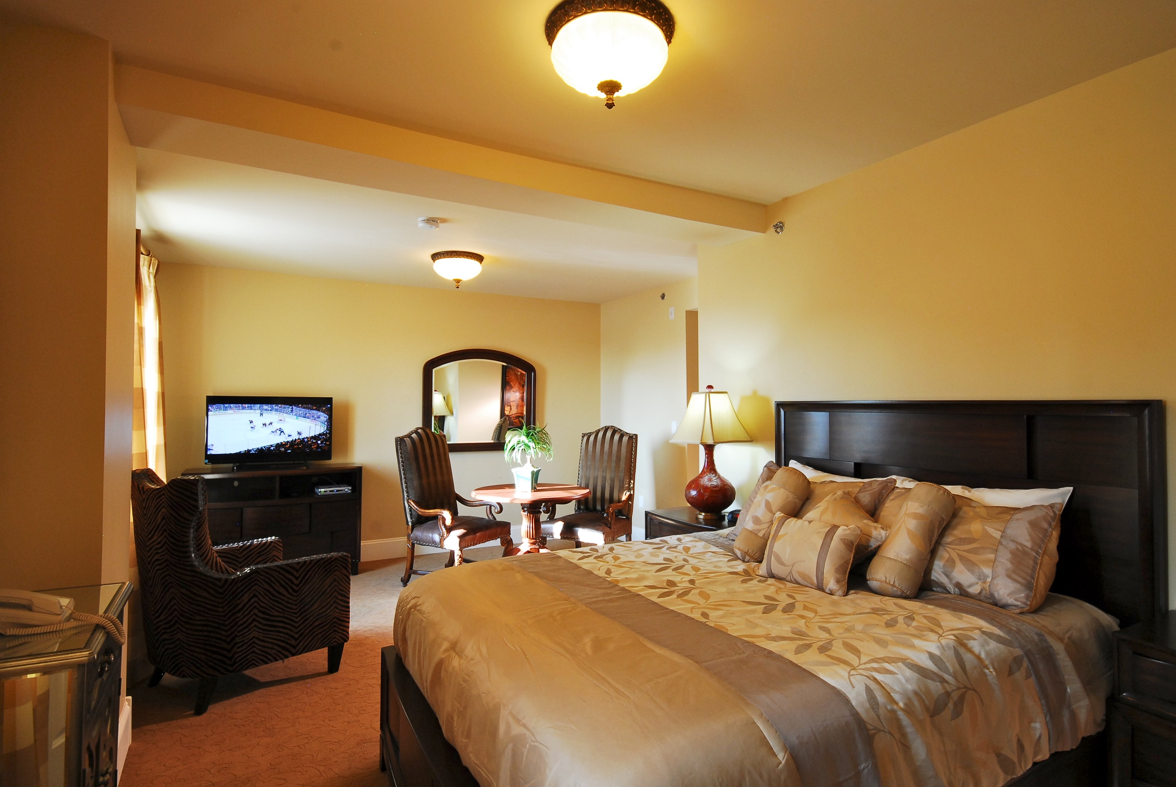 Grant Hall Hotel 24/87