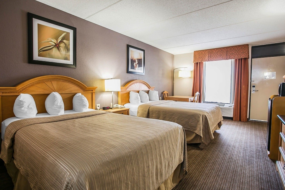 Quality Inn Hartsville 13/37