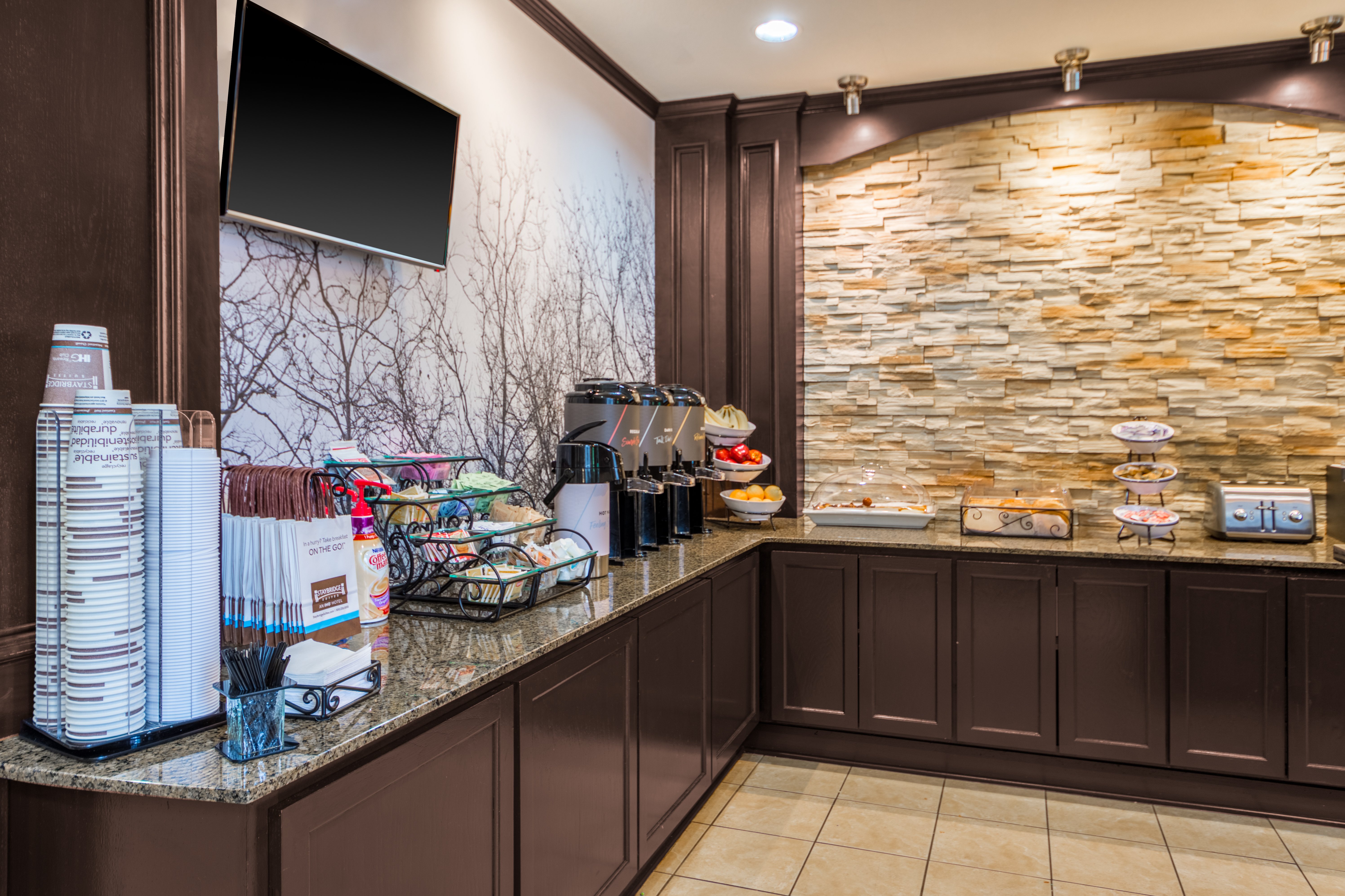 Staybridge Suites Kansas City-Independence 7/63